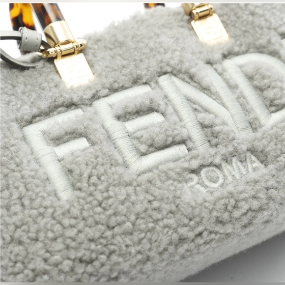 FENDI By The Way Mini Bag - Picture 3 of 5